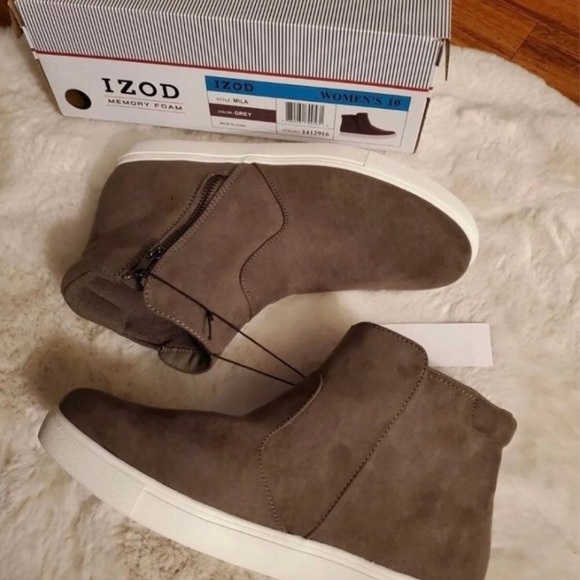 Izod Shoes Size Grey Izod High Tops Boots Poshmark